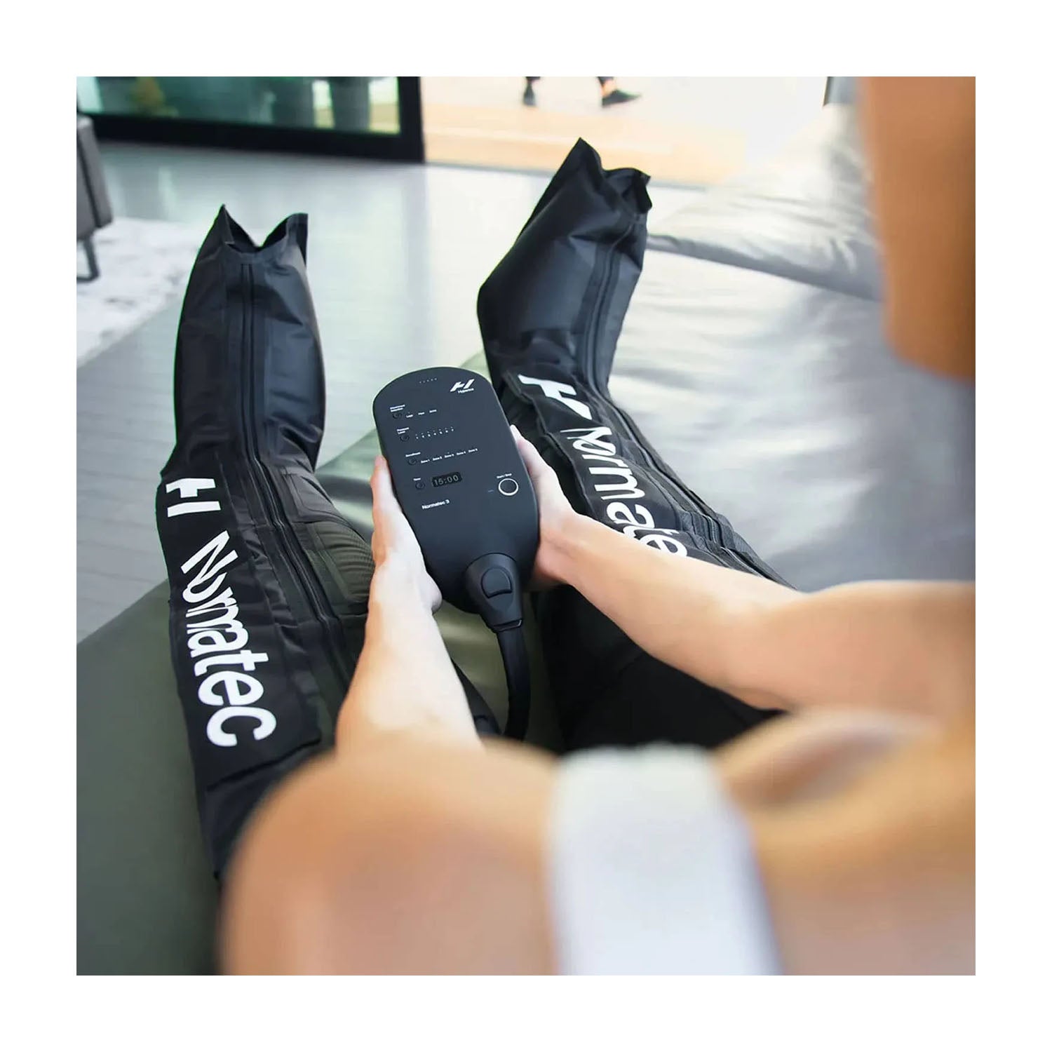 Normatec 3 Legs - Recovery System with Patented Dynamic Compression Massage Technology - Dream Relaxer